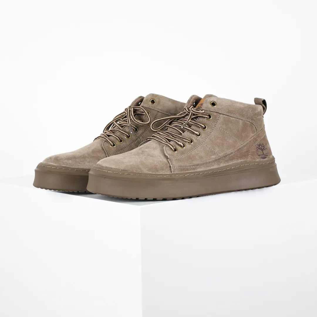 Copy price 💰600 Core recommendation Good price Timberland Timberland/Timberland customized model Outdoor mid-top casual Martin boots series The fabric is made of frosted fine-grained cowhide with anti-odor and anti-corrosion genuine leather latex insoles to give you a perfect wearing experience. Quality is exquisite and durable. A must-have for sportsmen. Specializes in not looking handsome. High-quality and first-class foot feel. Size: 39 40 41 42 43 44 (leather shoe size)